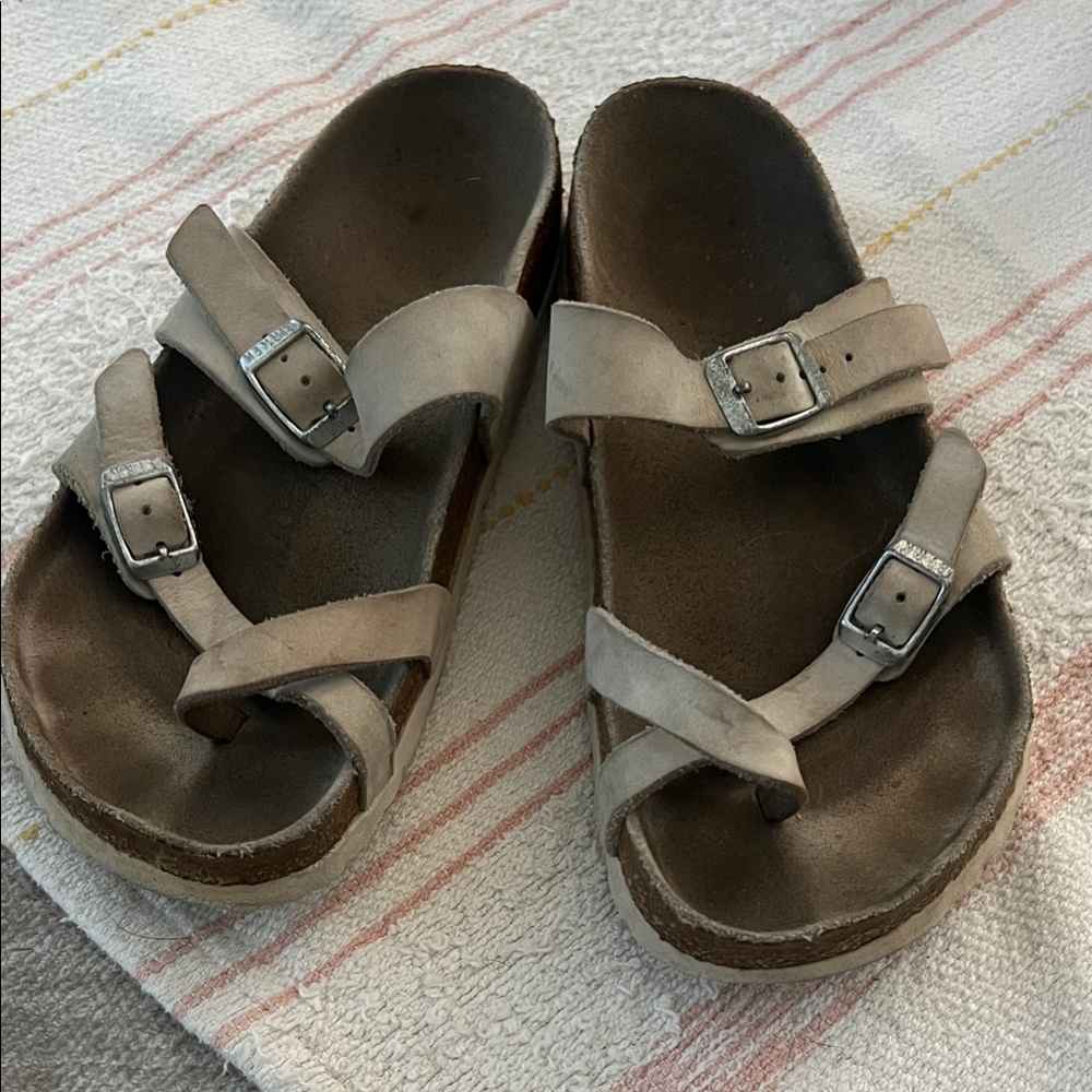 Birkenstock Light Tan Leather Sandals